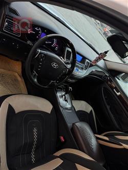 هیوندای جێنسس